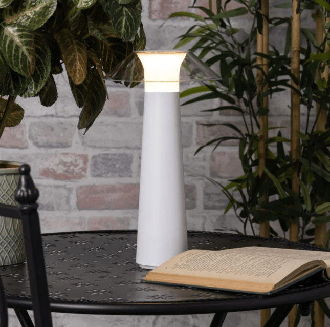 White outdoor light