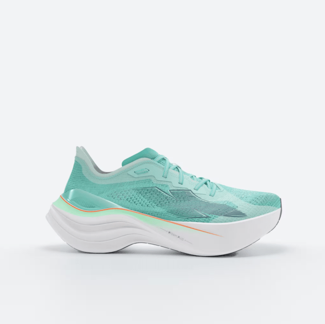 KIPRUN KD900.2 Men's Running Shoes in pale green from Decathlon