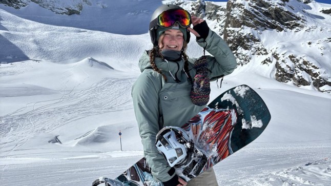 Pic from Kennedy News & Media (Pictured: SKYE OWEN IS NOW 24.) A super-fit outdoor instructor claims doctors dismissed her for being 'dramatic' over back pain - that turned out to be killer sepsis. Skye Owen, from Newquay, Cornwall, first began to experience hip pain after a weekend of hiking, surfing and climbing in September 2024. When the pain began to travel up her lower back days later, she booked a GP appointment and said she was told her hip and back pain was sciatica and sent her home to rest. DISCLAIMER: While Kennedy News and Media uses its best endeavours to establish the copyright and authenticity of all pictures supplied, it accepts no liability for any damage, loss or legal action caused by the use of images supplied and the publication of images is solely at your discretion. SEE KENNEDY NEWS COPY - 0161 697 4266