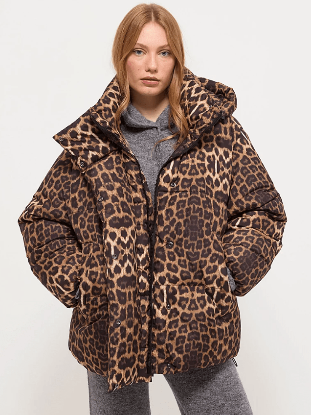 Female wears leopard print puffa jacket