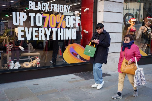 Black Friday Shoppers On Regent Street