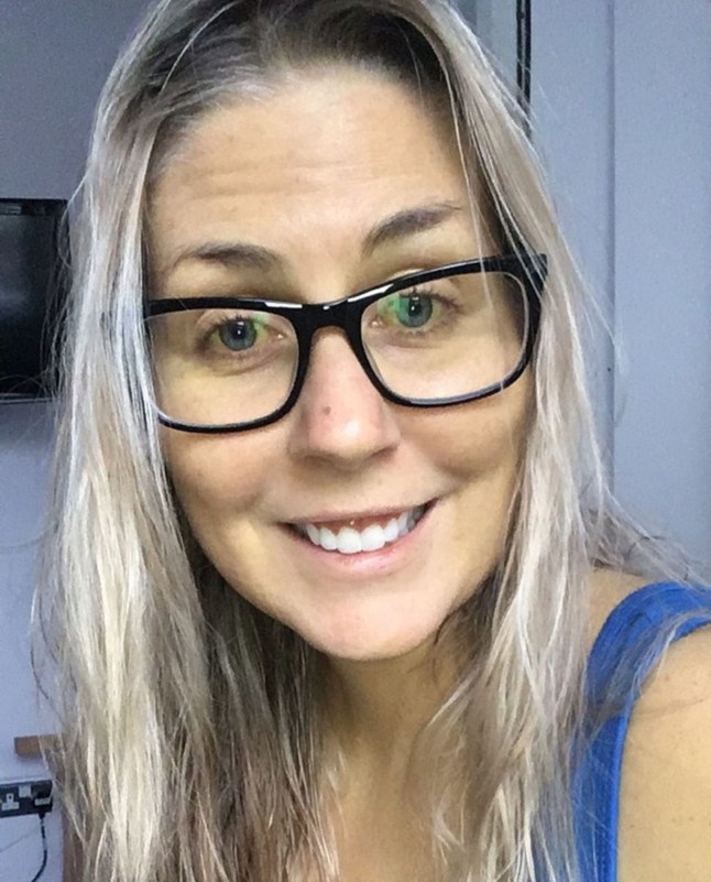 PIC FROM Kennedy News and Media (PIC SHOWS: DEBRA MACCUAIG, 38, HAD JAUNDICE BEFORE DISCOVERING SHE HAD PANCREATIC CANCER) A mum believed her bronzed complexion was due to fake tanning for nights out - only to learn it was a symptom of CANCER. Debra MacCuaig developed a new, strange itch that she initially thought was due to a reaction to a washing detergent or moisturiser. The 38-year-old teacher also noticed she was looking particularly tanned, but put this down to fake tanning more than usual for social plans. DISCLAIMER: While Kennedy News and Media uses its best endeavours to establish the copyright and authenticity of all pictures supplied, it accepts no liability for any damage, loss or legal action caused by the use of images supplied and the publication of images is solely at your discretion. SEE KENNEDY NEWS COPY - 0161 697 4266