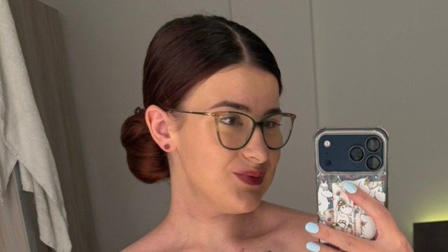 Harriet Trewhitt, 21 taking a selfie