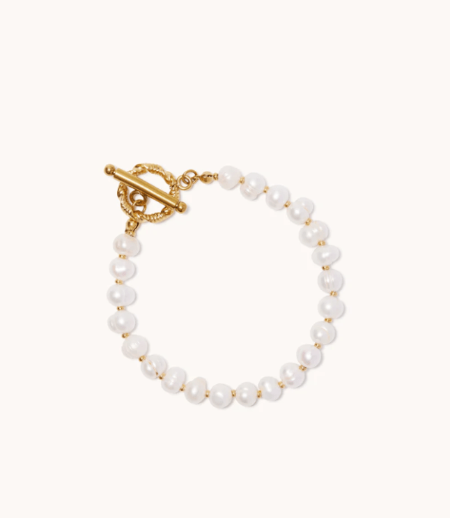Pearl bracelet with gold t-bar
