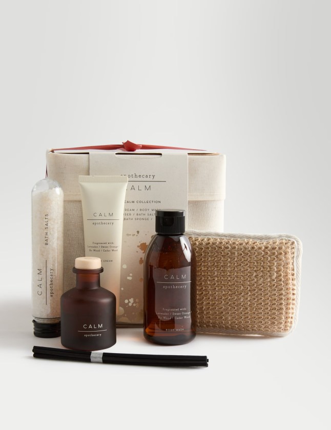 Bodycare set with small woven basket
