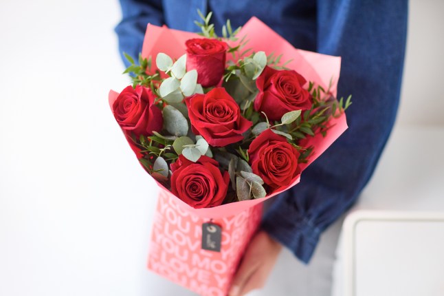 Interflora With Love 6 Red Roses