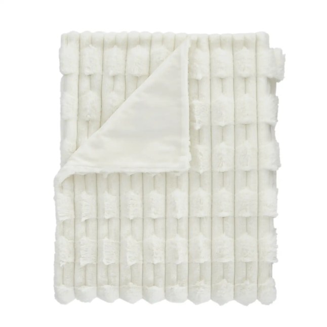 White fluffy blanket