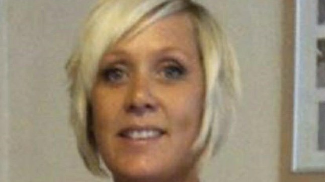 Michelle Sword before losing weight. // A woman who almost died after unknowingly injecting herself with "fake Ozempic" she bought on Facebook has revealed the telltale signs a weight loss jab is counterfeit. Michelle Sword, 47, first started taking weight loss jabs in 2020 after she put on two stone following the breakdown of her 20-year marriage. She bought her first pen of Ozempic containing semaglutide - which mimics a hormone in the gut that suppresses appetite and helps with weight loss - from a legitimate online pharmacy and within three months lost two stone, going down to her regular weight of eight stone and dress size 8. Coming off the jabs, the school receptionist maintained her weight loss by "exercising and eating healthier" until the summer 2023. Photo released 05/02/2026